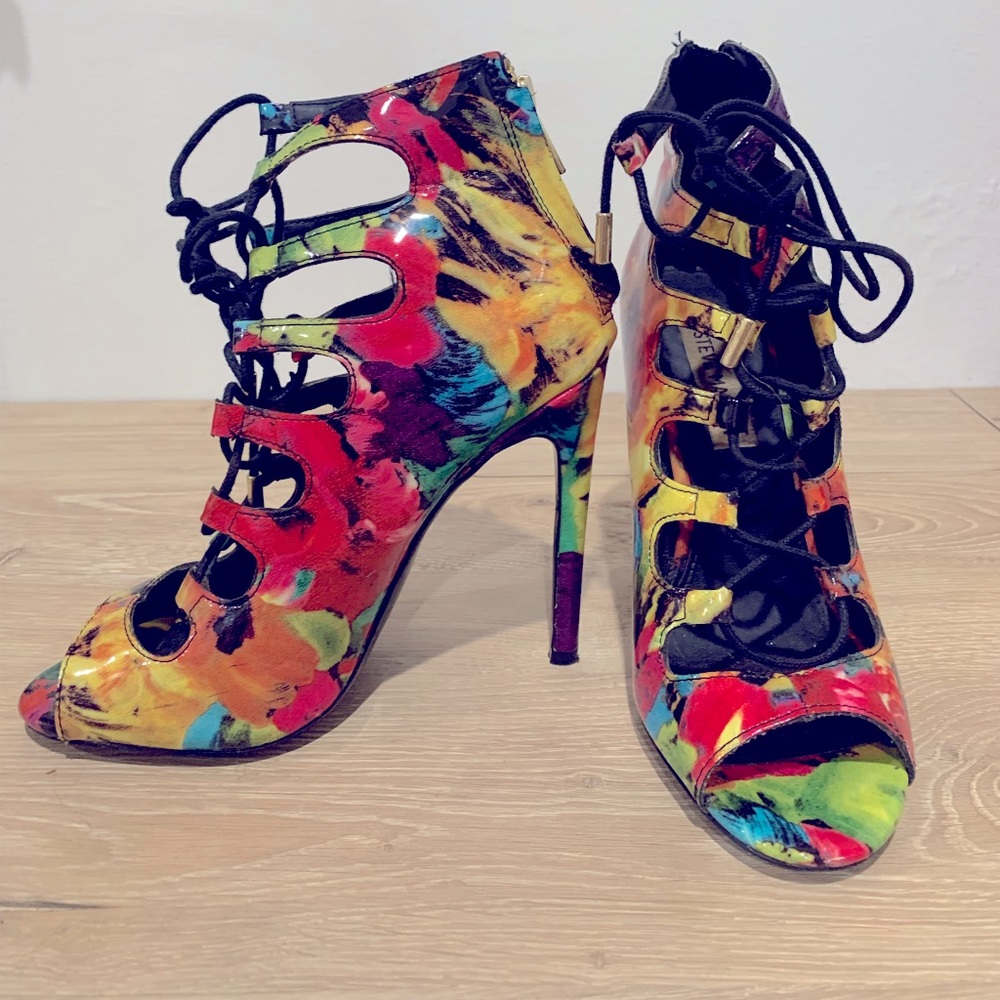 Steve Madden Open toe Botties
